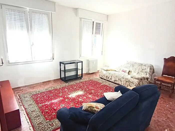 Appartamento con 6 locali in affitto in Via Emilia Ponente, Bologna