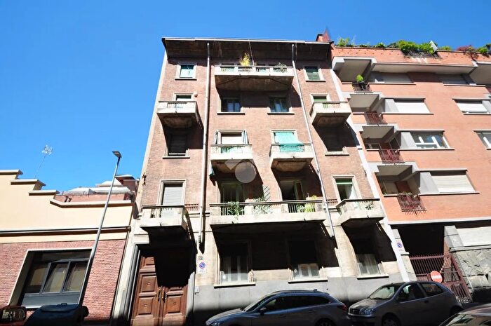 Appartamento quadrilocale in affitto in Via Tommaso Grossi, Torino