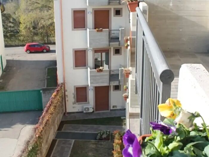 Appartamento bilocale in affitto in Via Bacilieri, Verona