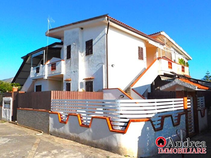 Casa quadrilocale in vendita in Via Impresa, Campo Volo Fiume Lao La Bruca, Scalea