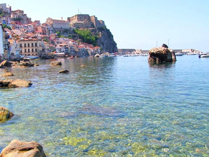 Casa bilocale in affitto in Centro, Scilla