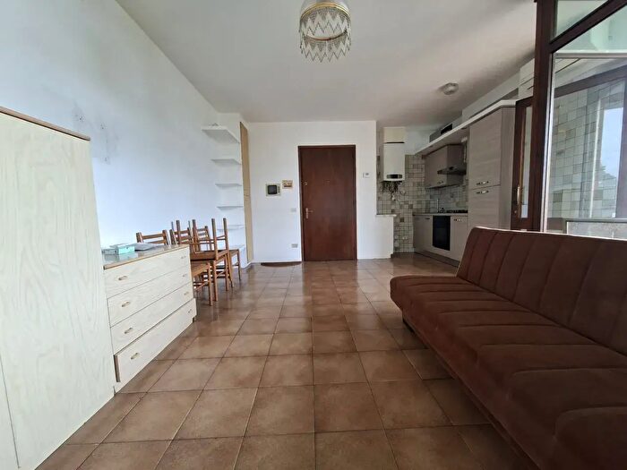 Appartamento trilocale in vendita in Via Guglielmo Oberdan, Mira