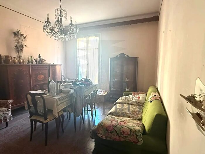 Appartamento quadrilocale in vendita in Via Sospello, Ventimiglia
