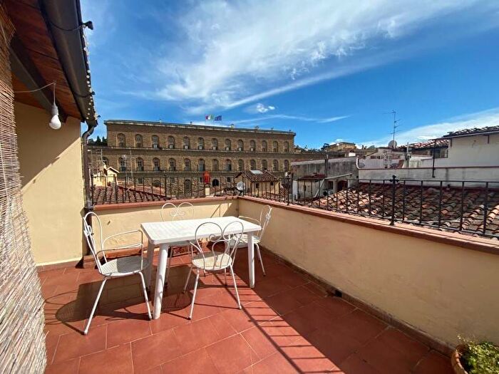 Appartamento bilocale in affitto in Ponte Vecchio Pitti, Firenze
