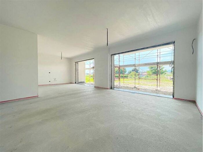 Appartamento quadrilocale in affitto in via ratti, Bizzarone