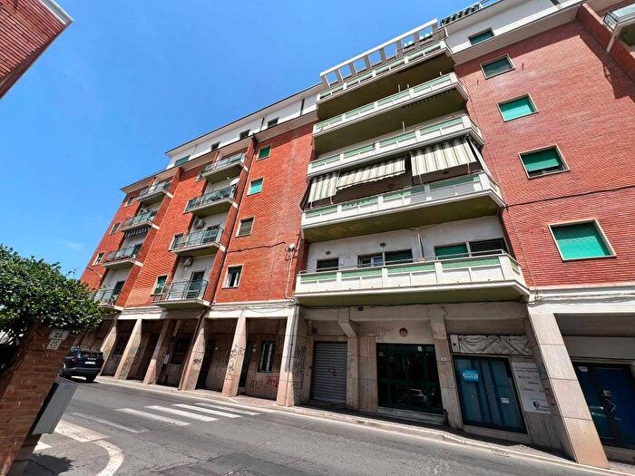Appartamento trilocale in affitto in Via Ennio Visca, Centro, Nettuno