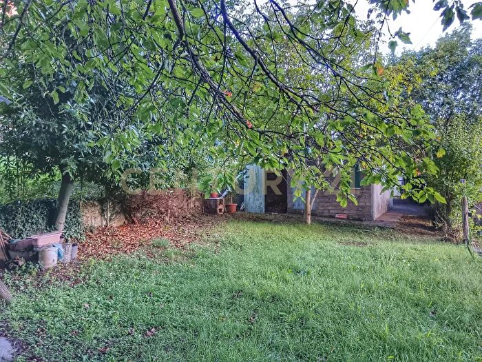 Casa trilocale in vendita in Via del Parco, Santa Fiora