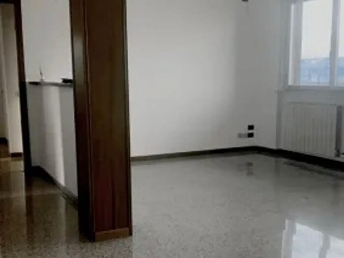 Appartamento quadrilocale in vendita in Via Giacinto Gambirasio, Bergamo