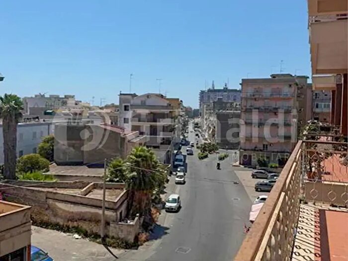 Appartamento con 5 locali in vendita in Siracusa