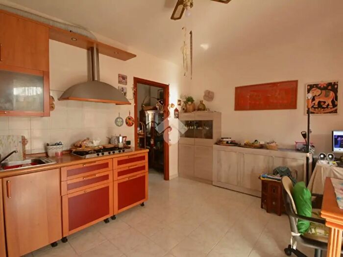 Appartamento bilocale in vendita in Via Arnichi, Brembate