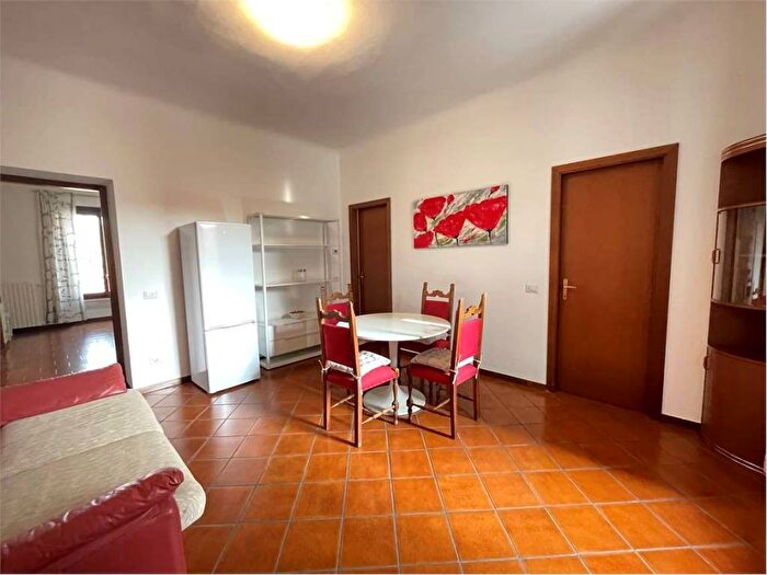 Appartamento trilocale in affitto in Via Monte Palombino, Santa Giulia, Milano