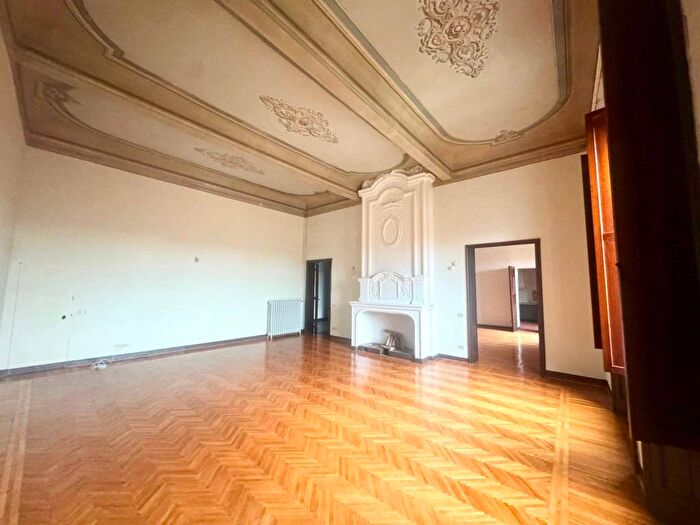 Appartamento con 6 locali in affitto in Via Terranuova, Centro Storico, Ferrara