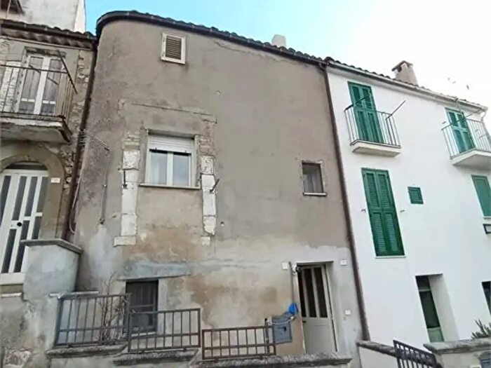 Casa trilocale in vendita in Via Maiella, Casoli