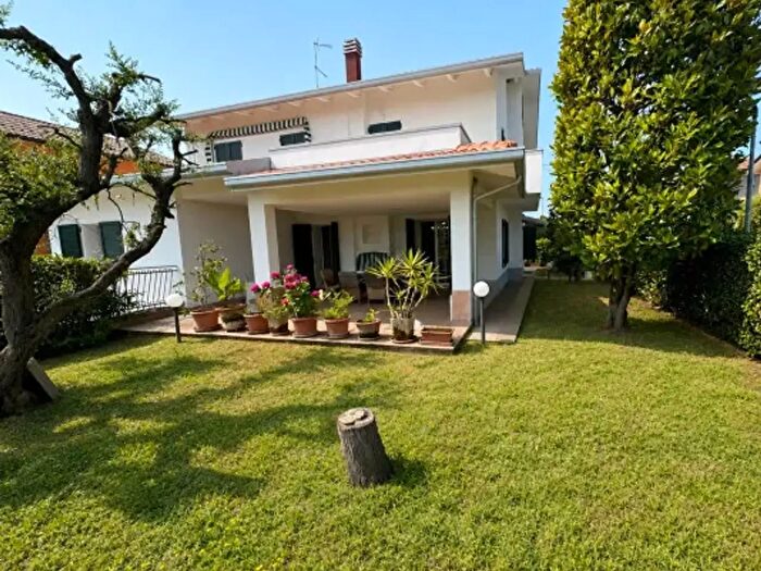 Appartamento con 6 locali in vendita in Verucchio