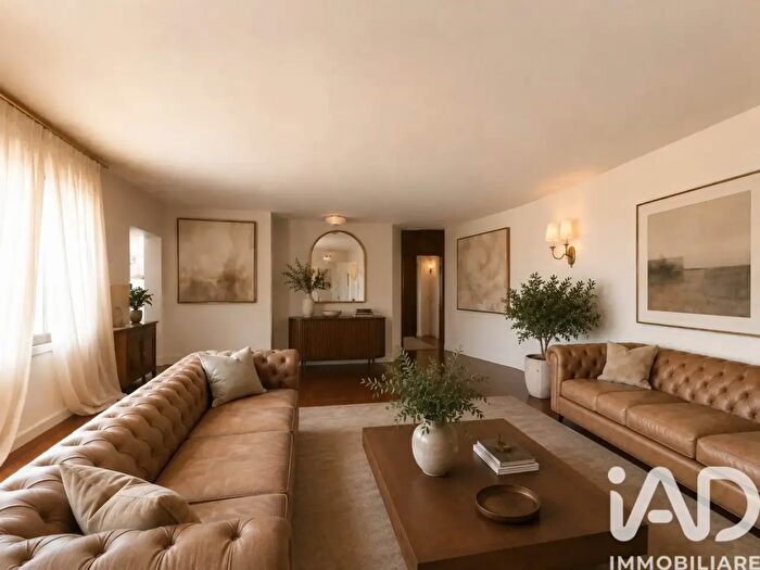 Appartamento con 6 locali in vendita in Via Roma, Padova