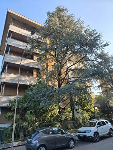 Appartamento quadrilocale in vendita in Via Leonardo da Vinci, Parma