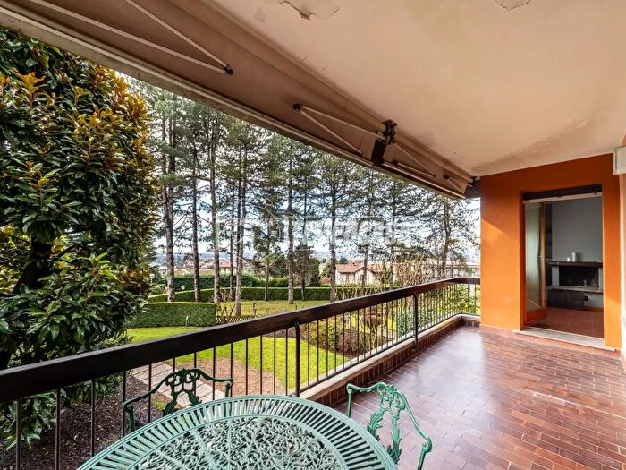 Appartamento trilocale in vendita in Via Giuseppe Mazzini, Barzano