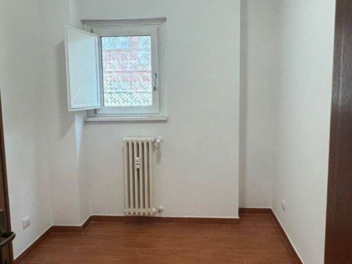 Appartamento con 6 locali in affitto in Via Nicolò Piccinni, Africano Villa Chigi, Roma