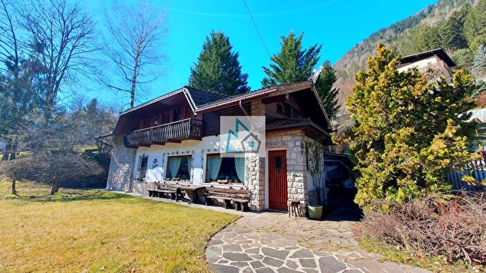 Casa con 5 locali in vendita in Borzago, Spiazzo