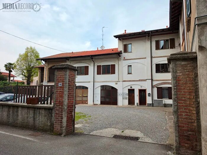 Appartamento trilocale in vendita in Fenegro