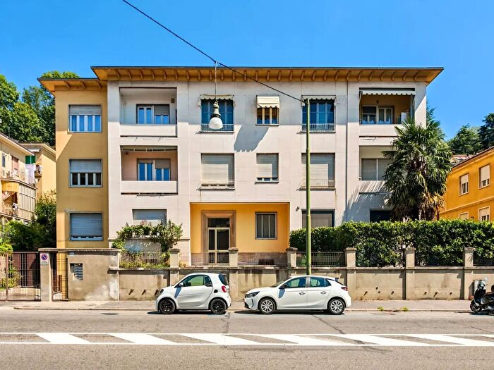 Appartamento con 6 locali in vendita in Corso Moncalieri, Torino