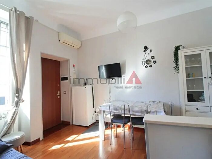 Appartamento bilocale in vendita in Milano