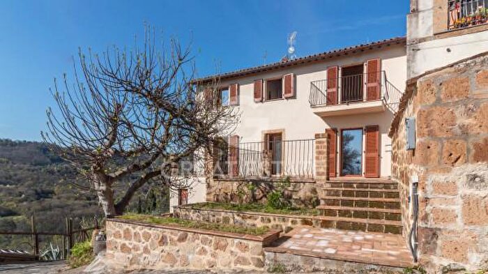 Appartamento con 6 locali in vendita in Località Rocca Ripesena, Orvieto