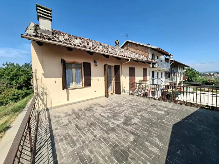 Casa trilocale in vendita in Priocca