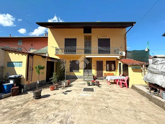 Casa con 8 locali in vendita in Via per Casale, Verolengo