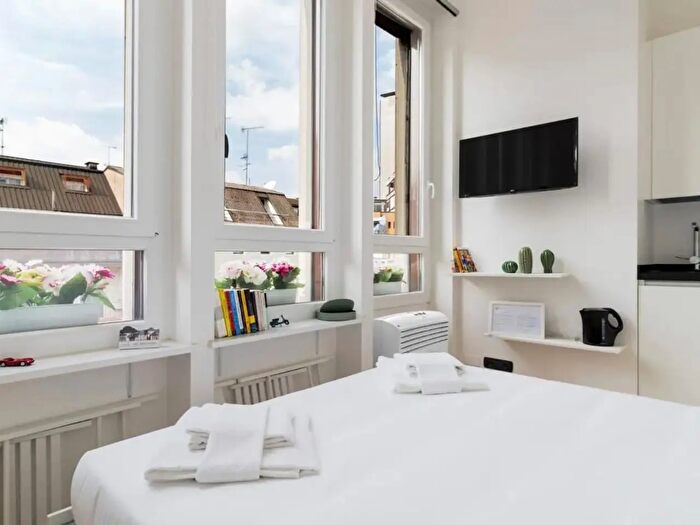 Appartamento monolocale in vendita in Via Napo Torriani, Milano