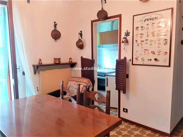 Appartamento bilocale in vendita in Sculler, Zogno