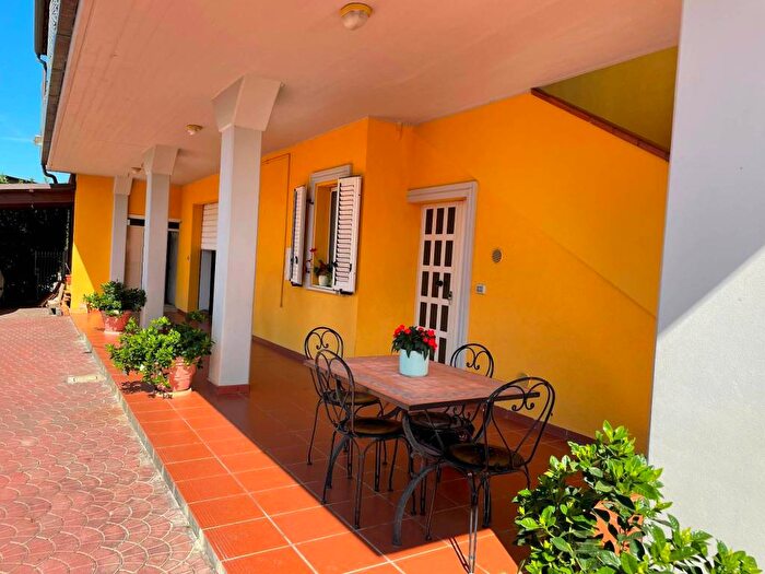 Appartamento trilocale in affitto in Contrada Collelungo, Monsampolo del Tronto