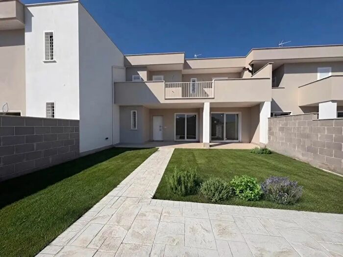 Casa quadrilocale in vendita in Via Casal di Claudia, Anzio