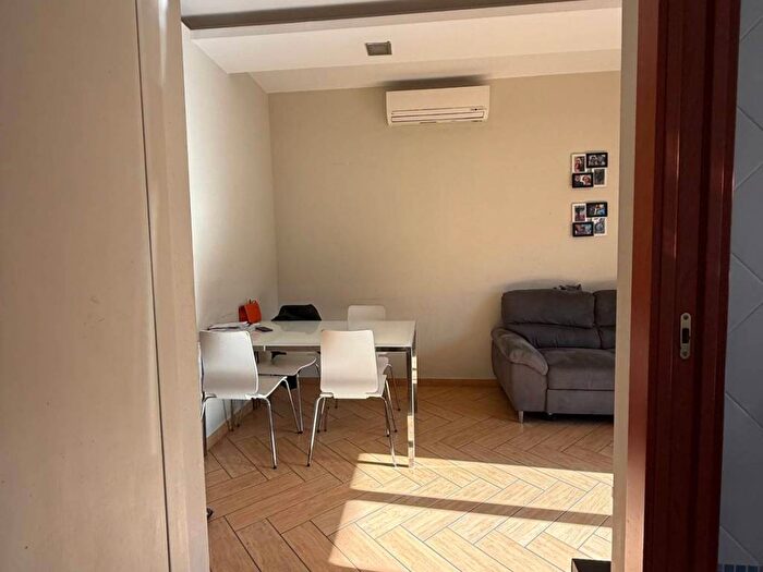 Appartamento bilocale in affitto in Via Po, Soccavo, Napoli