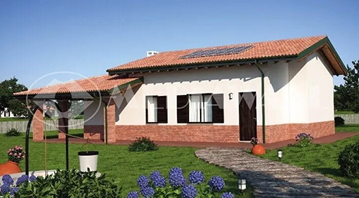 Casa con 6 locali in vendita in Fontanafredda