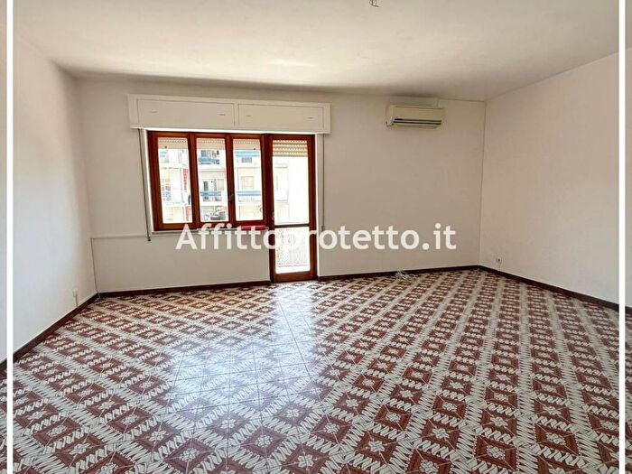 Appartamento con 5 locali in affitto in Via Padre Martino, Centro, Formia