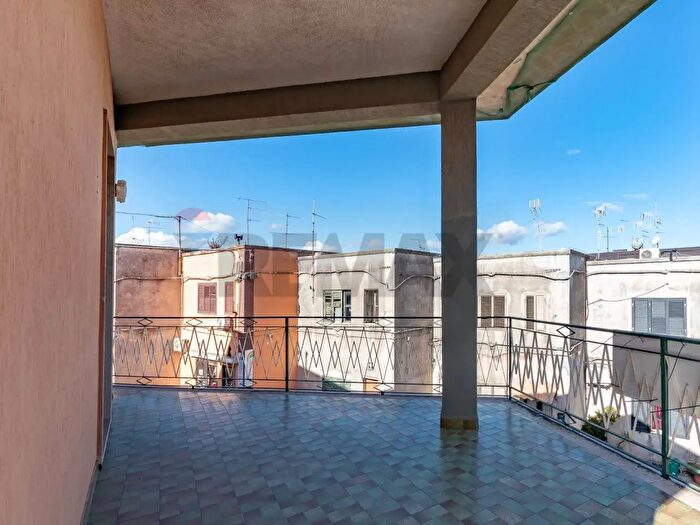 Appartamento con 5 locali in vendita in Via Iblea, Melilli