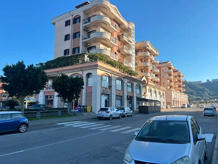 Appartamento trilocale in vendita in Via Nestore Mazzei Snc, CoriglianoRossano