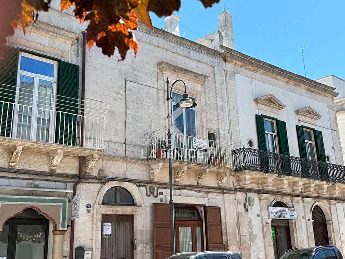 Casa con 5 locali in vendita in Via Vincenzo Bellini, Martina Franca