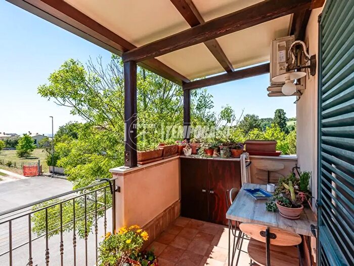 Appartamento trilocale in vendita in Via dei Mandorli, Sirolo