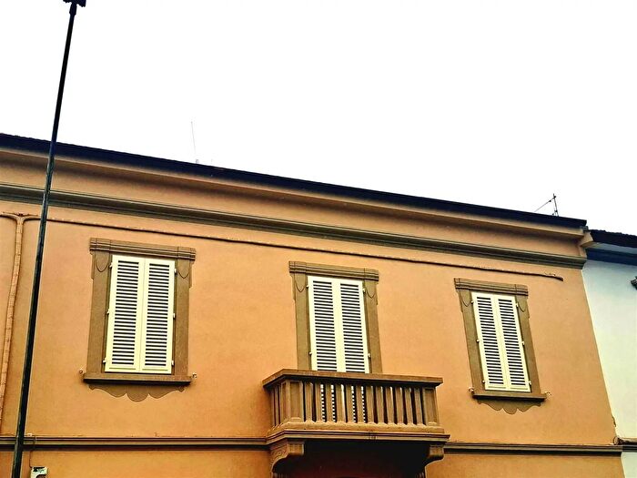 Appartamento con 5 locali in vendita in Empoli