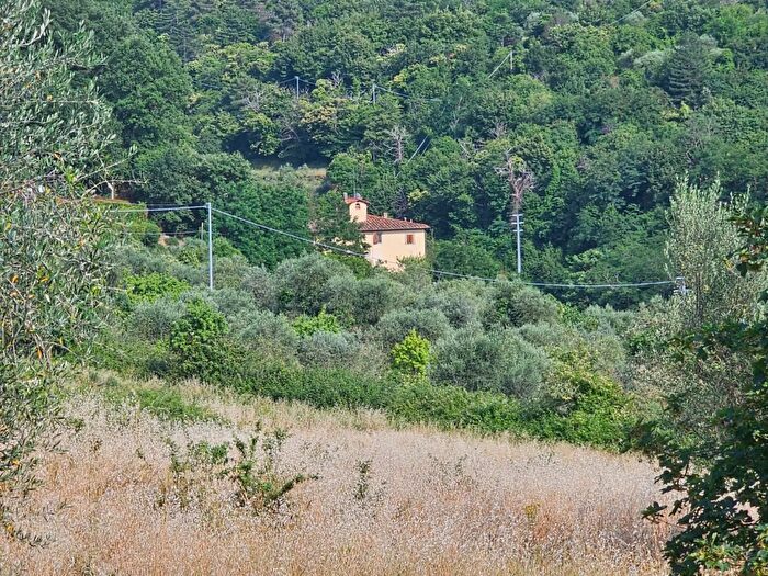 Casa con 7 locali in vendita in Via di Pagiano, Pelago
