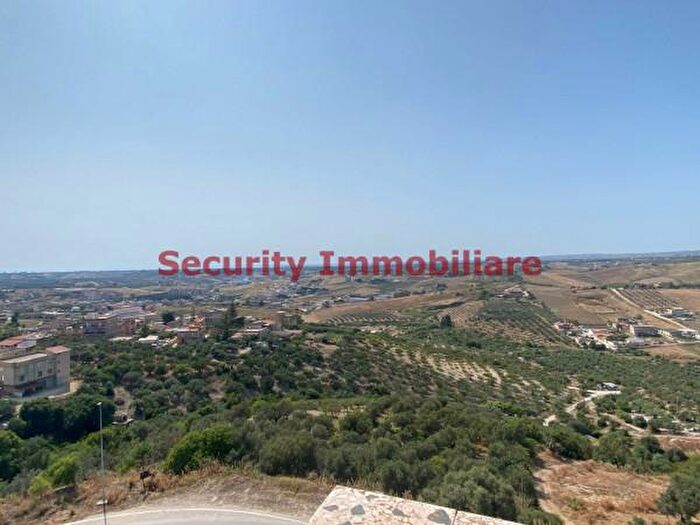 Appartamento con 6 locali in vendita in Sciacca