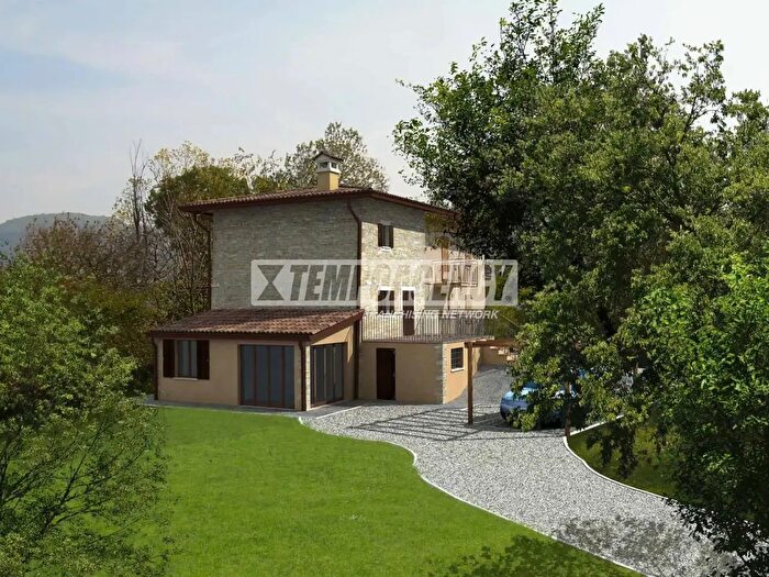 Appartamento bilocale in vendita in Via Quagnola, Polinago