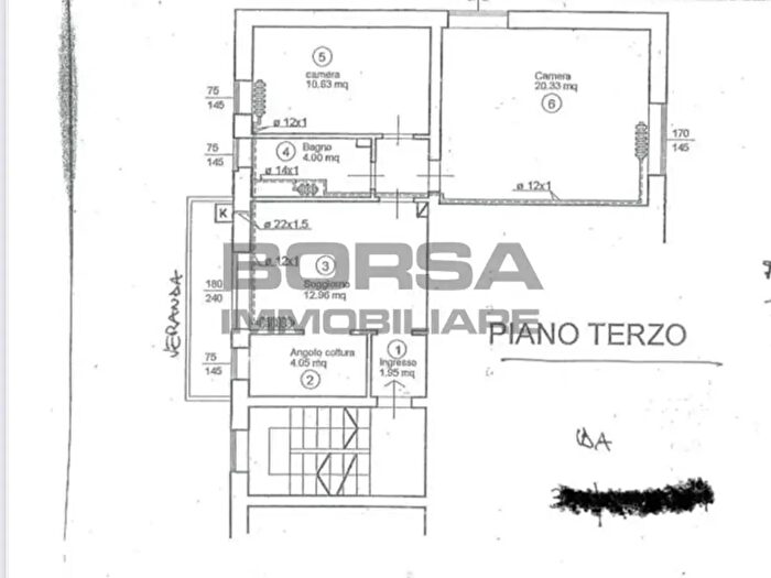 Appartamento trilocale in vendita in Via Giovanni Giolitti, Livorno