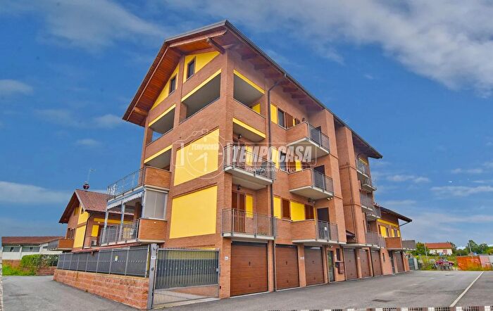 Appartamento quadrilocale in vendita in Via Martiri della Liberta, Brandizzo