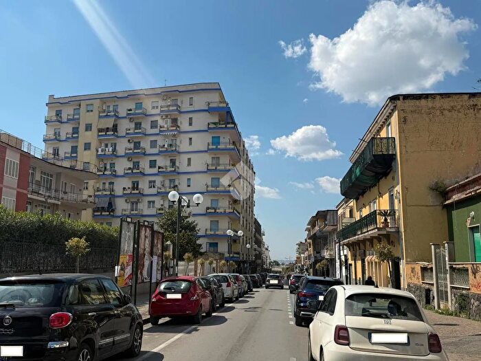 Appartamento con 5 locali in vendita in Via Antonio dAuria, SantAnastasia