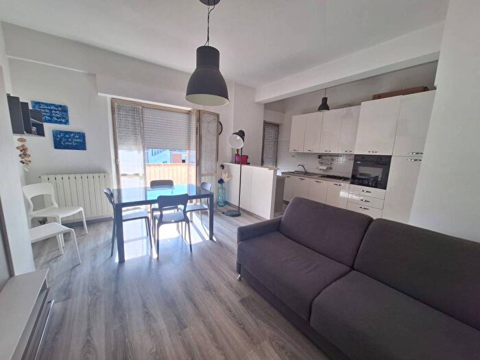 Appartamento bilocale in affitto in Viale Giacomo Matteotti, Civitanova Nord San Gabriele Fontespina, Civitanova Marche