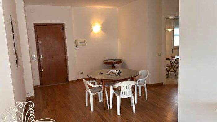 Appartamento quadrilocale in affitto in Via Catania, Palermo