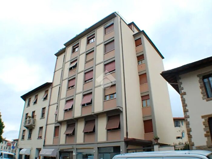 Appartamento trilocale in vendita in Via Francesco Datini, Firenze
